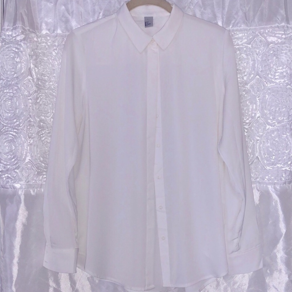 Women, Blouse, Button Up, Size 8, White - Picture 7 of 7